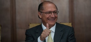 961169_o-governador-geraldo-alckmin[1]
