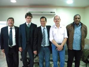 Diretoria do SINDESPE Dr. Adlson, Dr. Alexandre, Presidente Antonio Pereira, Vic-presidente Airton Reginato e Tesoureiro Shelley Xavier