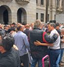 Após manifestação em São Paulo o governo diz que vai receber as entidades representantes da polícia civil, militar e penal.